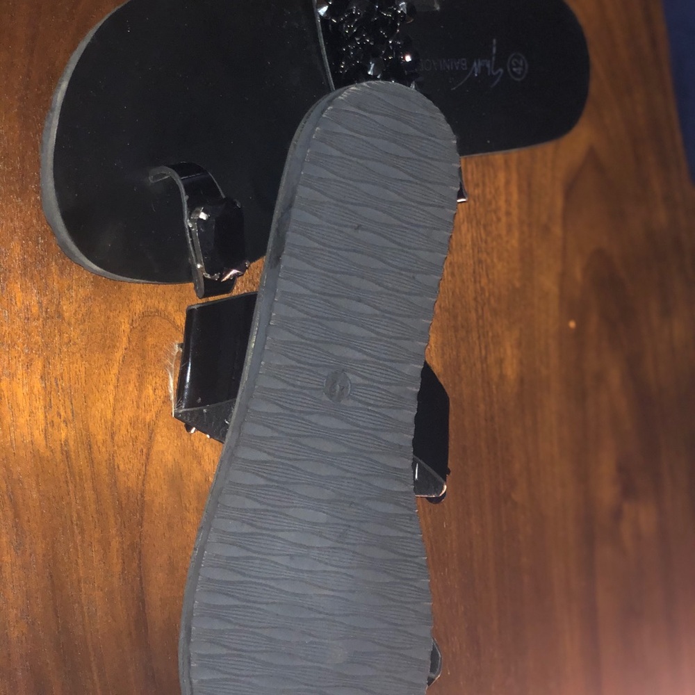 Black 1 toe Sandler